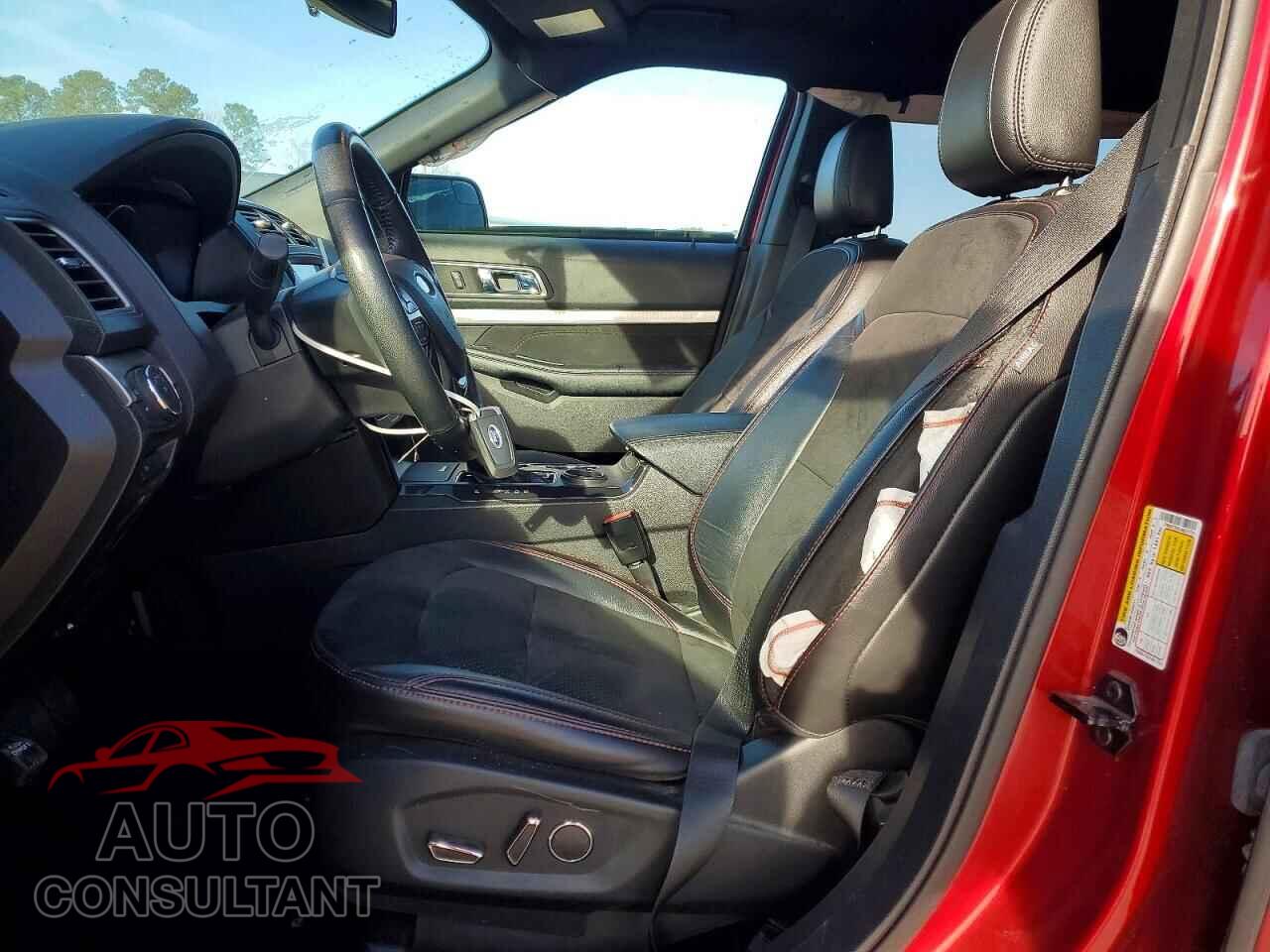 FORD EXPLORER 2018 - 1FM5K7D8XJGB74770