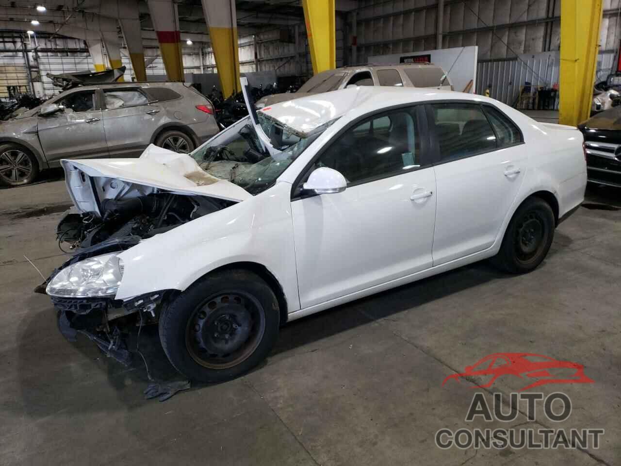 VOLKSWAGEN JETTA 2010 - 3VWJZ7AJXAM038177
