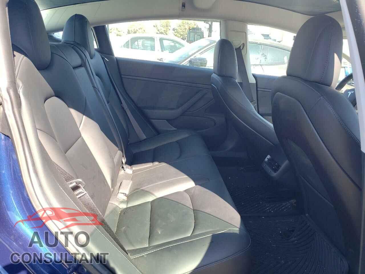 TESLA MODEL 3 2019 - 5YJ3E1EA2KF401043