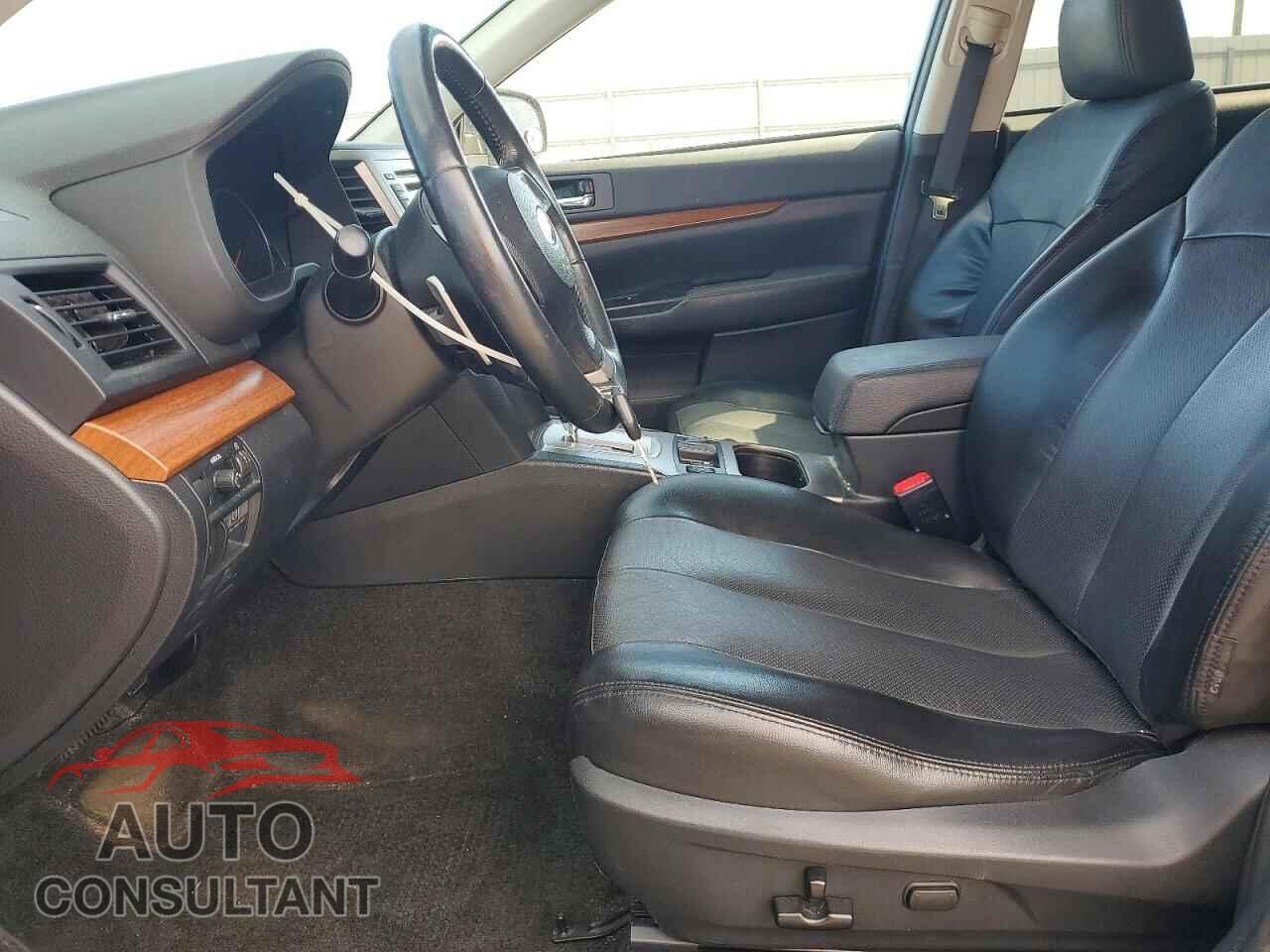 SUBARU OUTBACK 2014 - 4S4BRBLC8E3294877