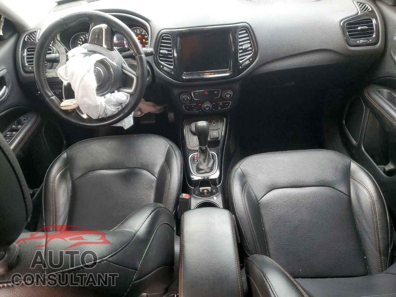 JEEP COMPASS 2020 - 3C4NJDCB9LT167357