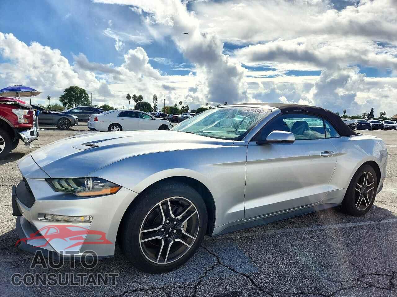 FORD MUSTANG 2019 - 1FATP8UH8K5104285