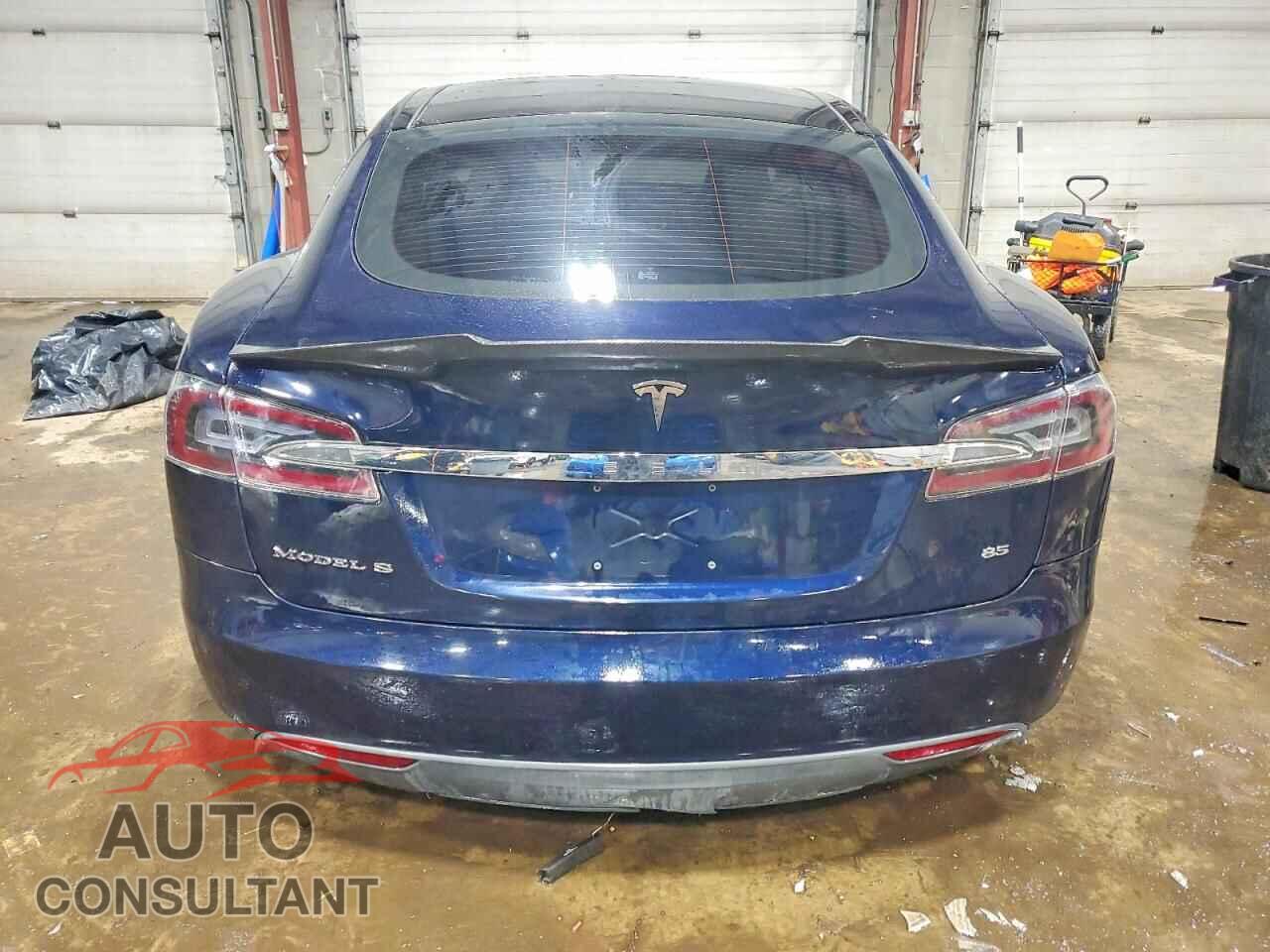 TESLA MODEL S 2013 - 5YJSA1DN0DFP14803