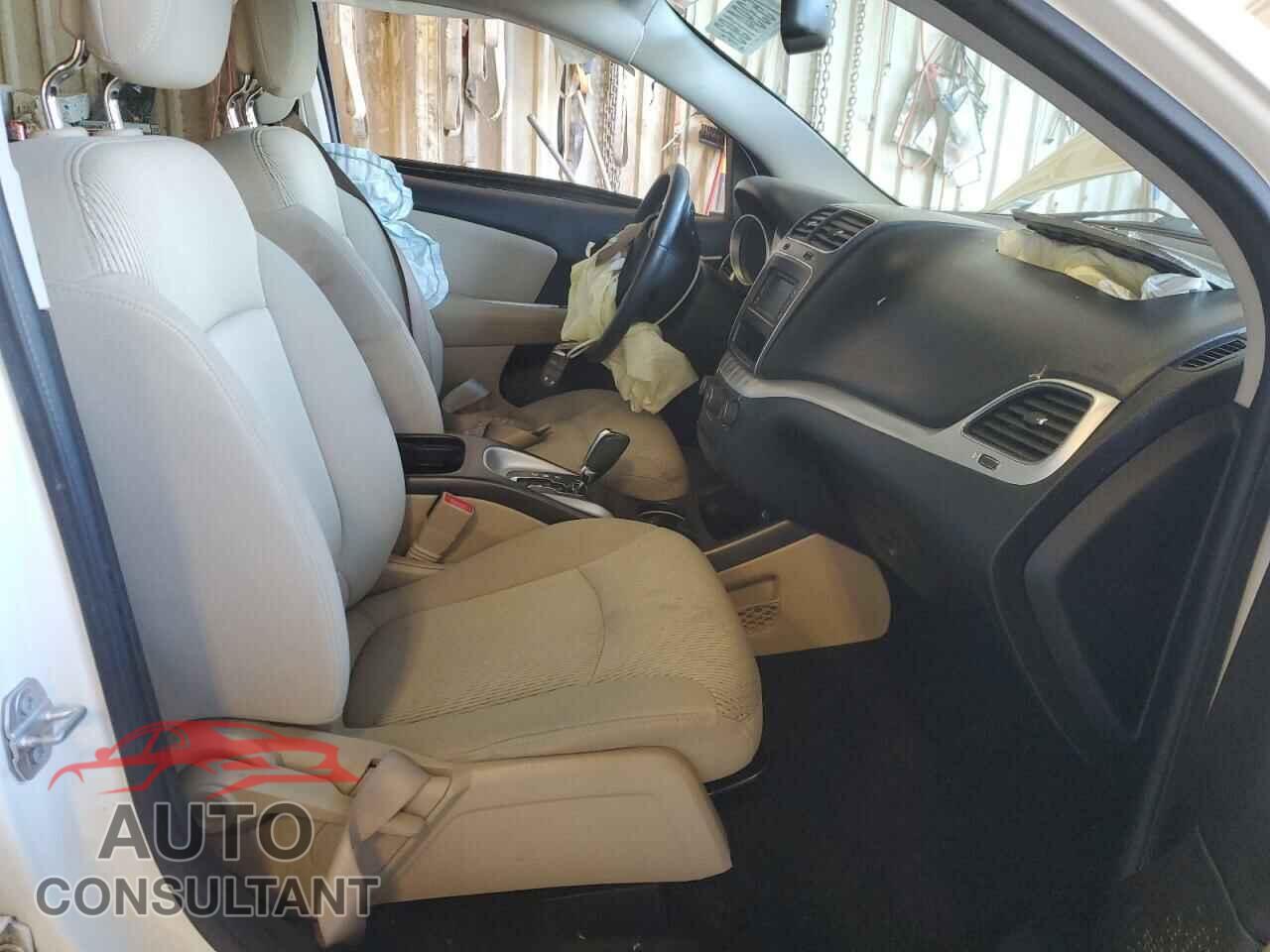 DODGE JOURNEY 2017 - 3C4PDCAB4HT520155