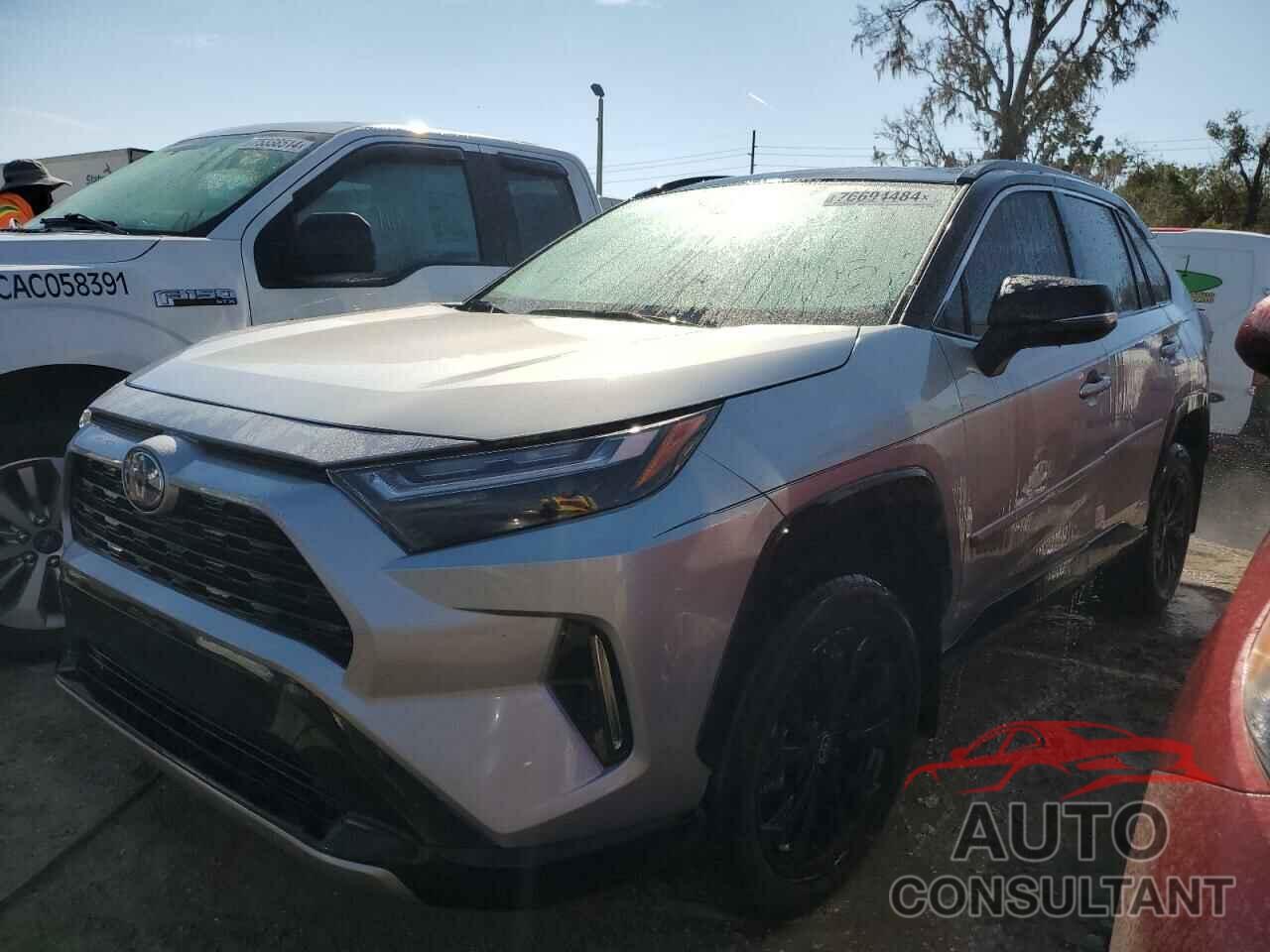 TOYOTA RAV4 2023 - 2T3E6RFV8PW041753