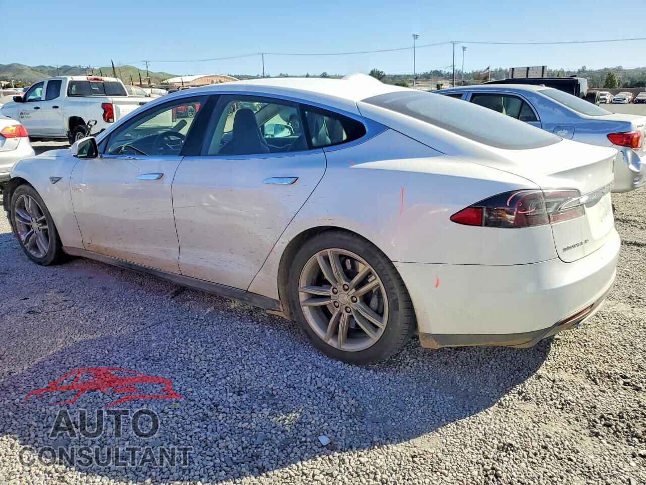 TESLA MODEL S 2013 - 5YJSA1CG4DFP03628