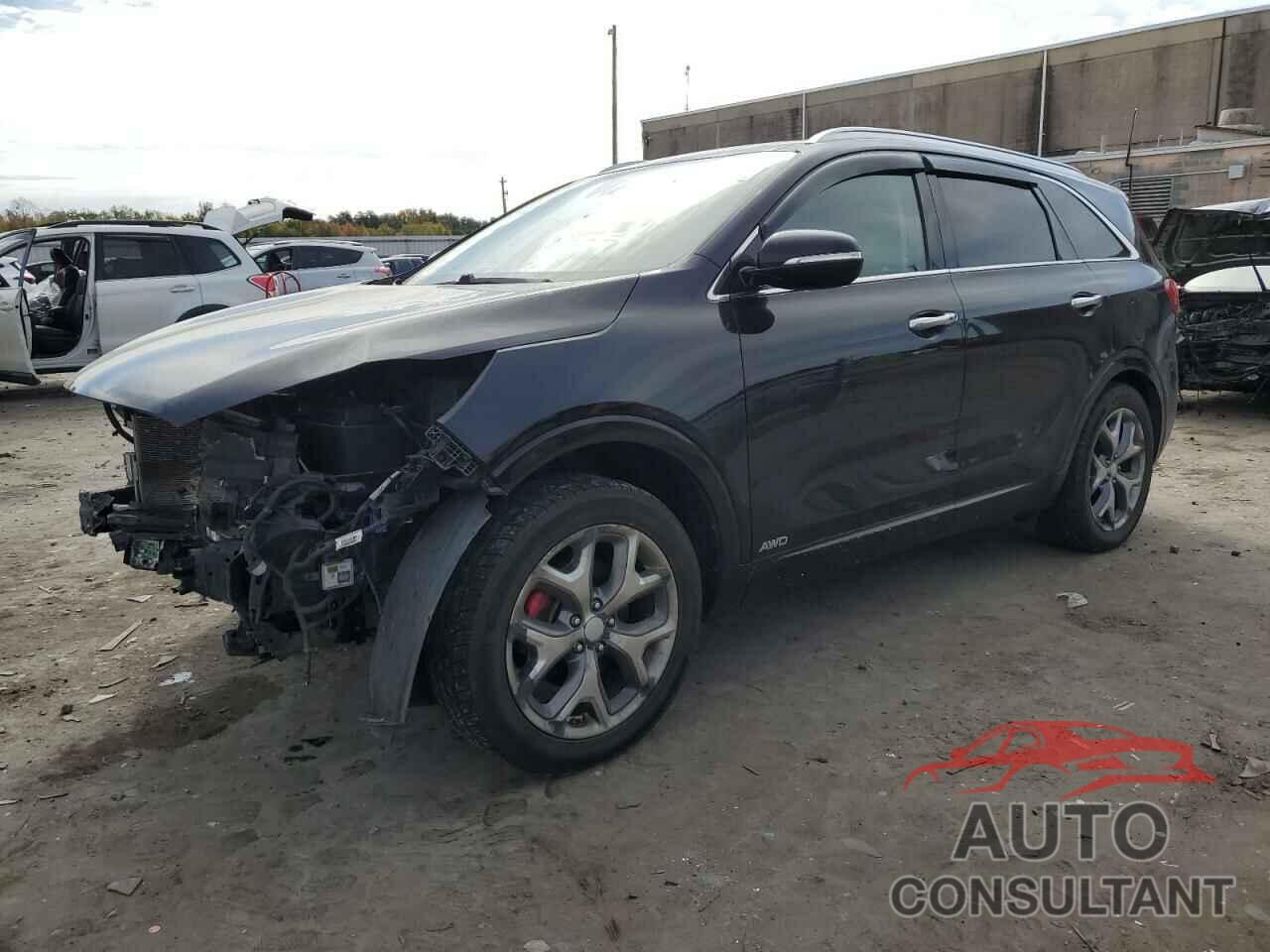 KIA SORENTO 2018 - 5XYPKDA53JG422351