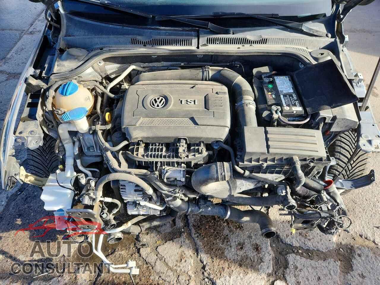 VOLKSWAGEN JETTA 2017 - 3VWL17AJ4HM399303