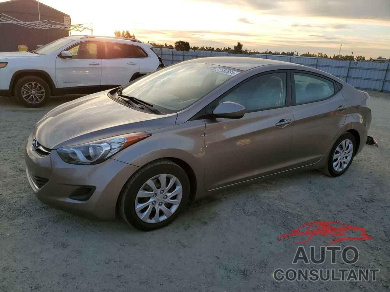 HYUNDAI ELANTRA 2012 - 5NPDH4AE0CH140536