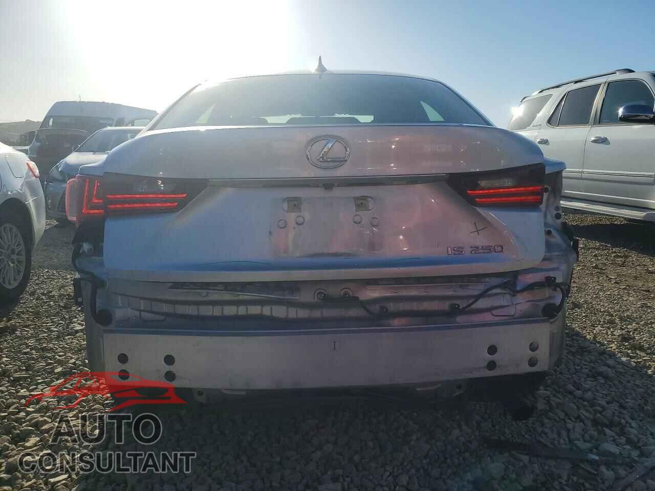 LEXUS IS 2014 - JTHBF1D2XE5038062
