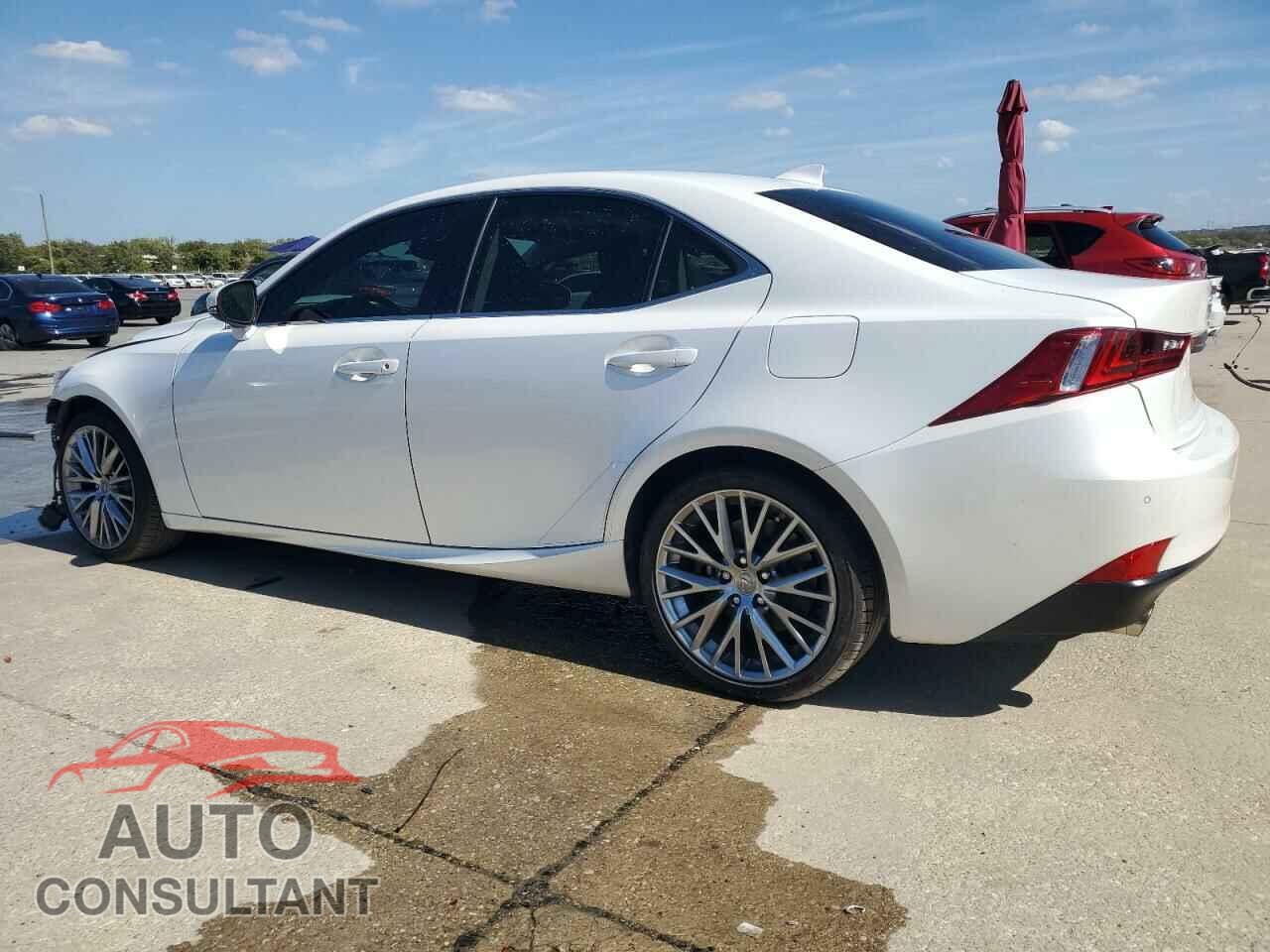 LEXUS IS 2016 - JTHBA1D28G5028941