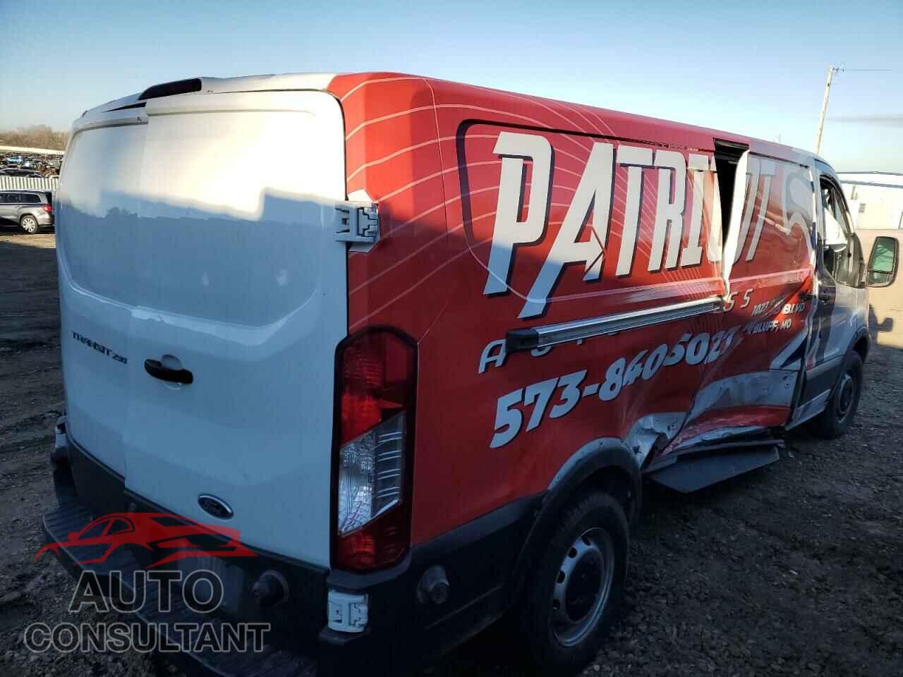 FORD TRANSIT 2017 - 1FTYR2YM2HKB54947