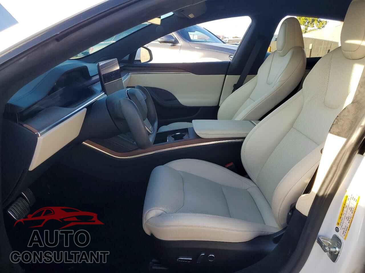 TESLA MODEL S 2021 - 5YJSA1E52MF452345