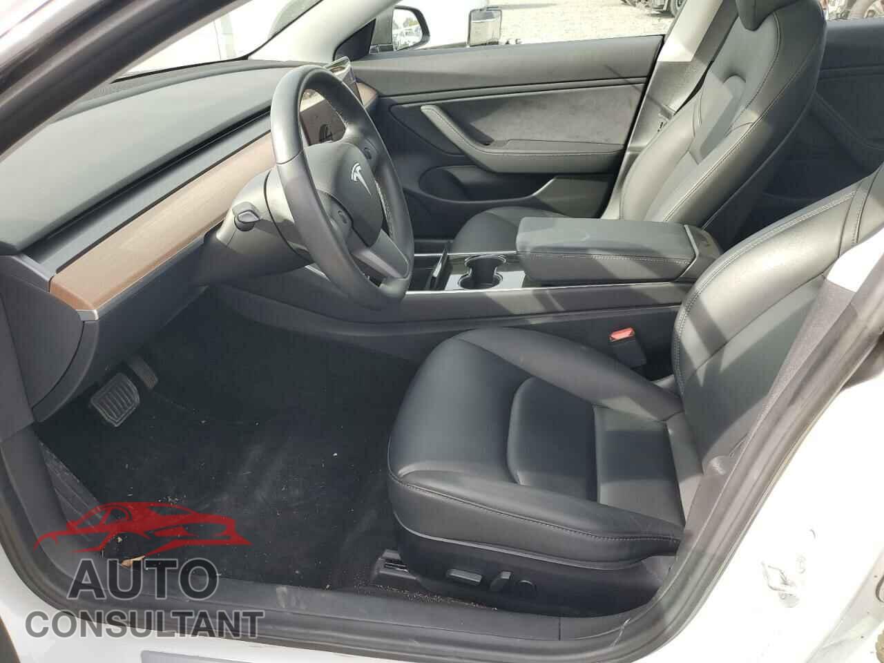 TESLA MODEL 3 2018 - 5YJ3E1EA8JF153069