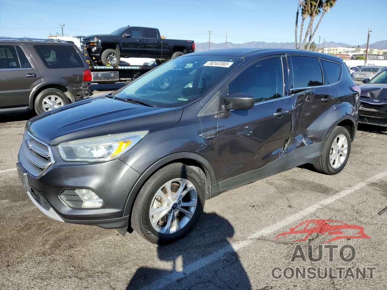 FORD ESCAPE 2017 - 1FMCU0G90HUB67528