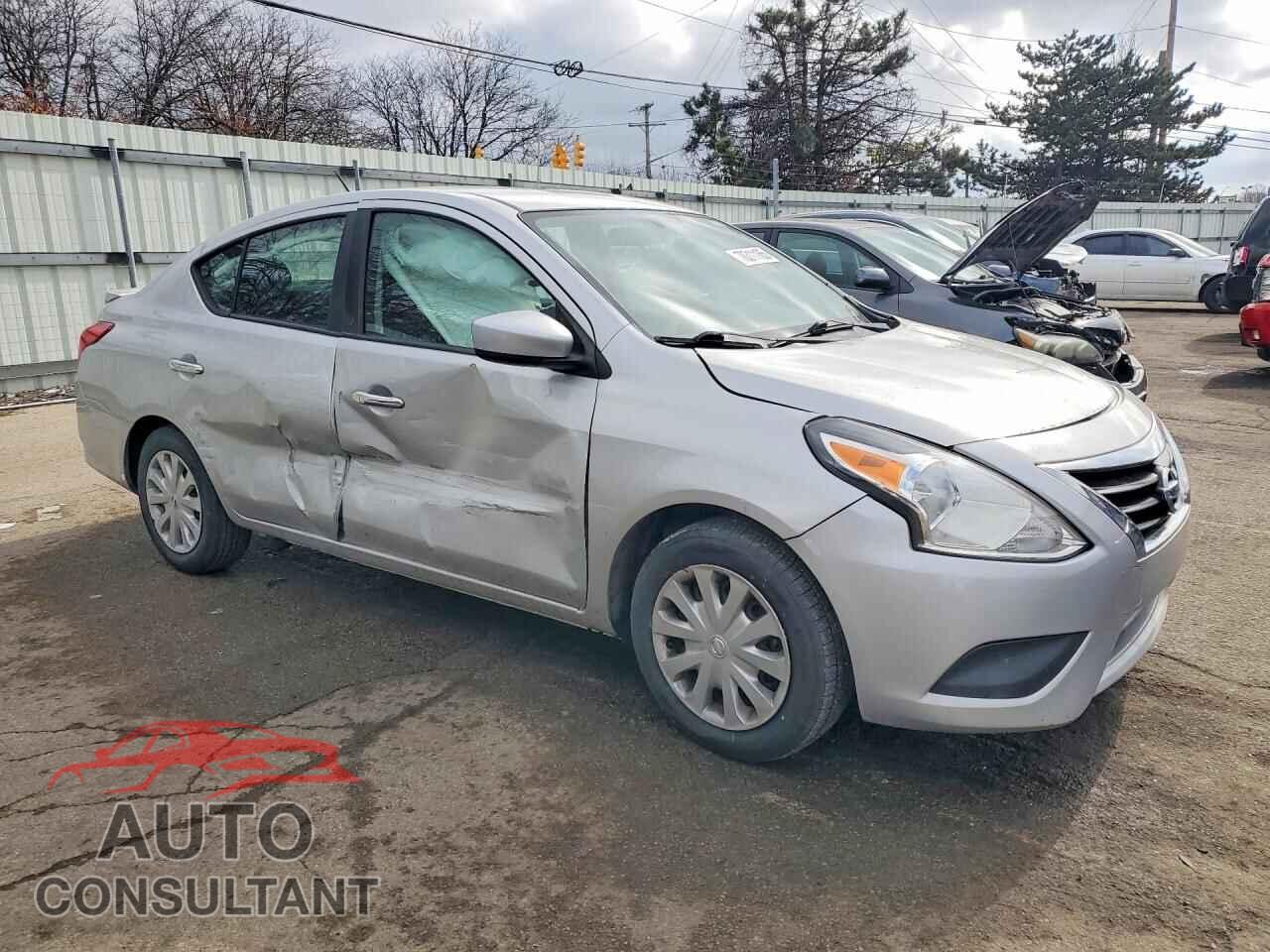 NISSAN VERSA 2019 - 3N1CN7AP3KL846862