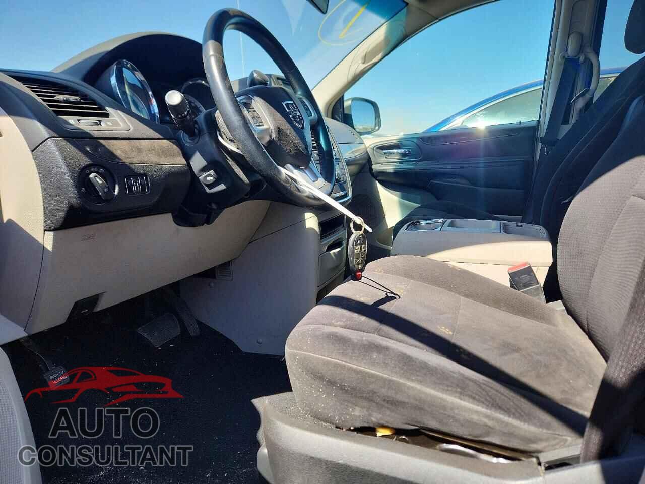 DODGE CARAVAN 2011 - 2D4RN5DG0BR711593