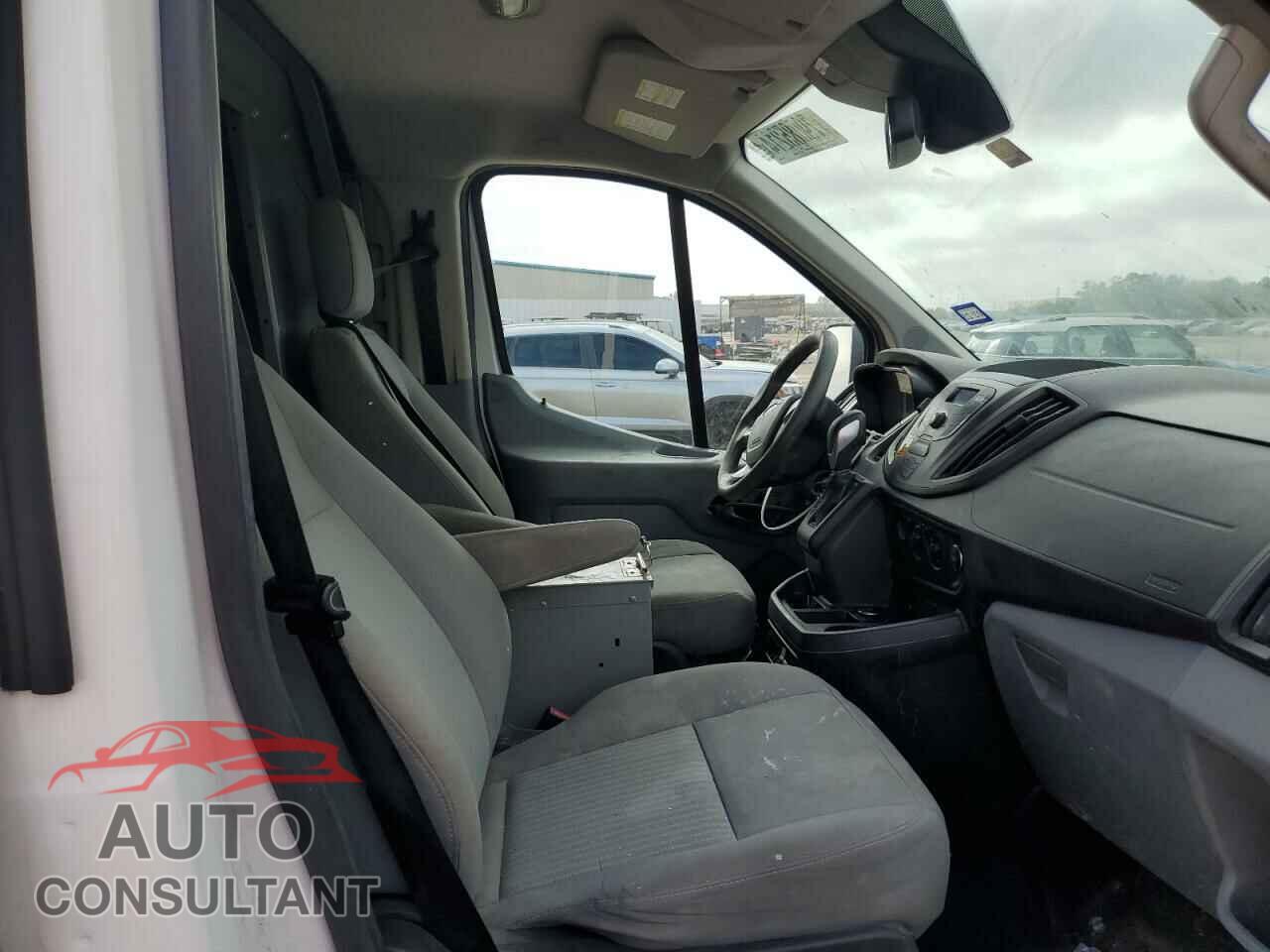 FORD TRANSIT 2017 - 1FTYR2YM1HKB54986