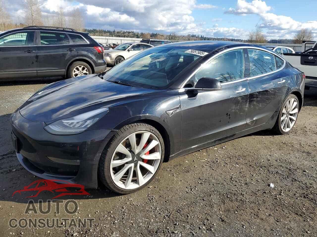 TESLA MODEL 3 2018 - 5YJ3E1EB4JF069808