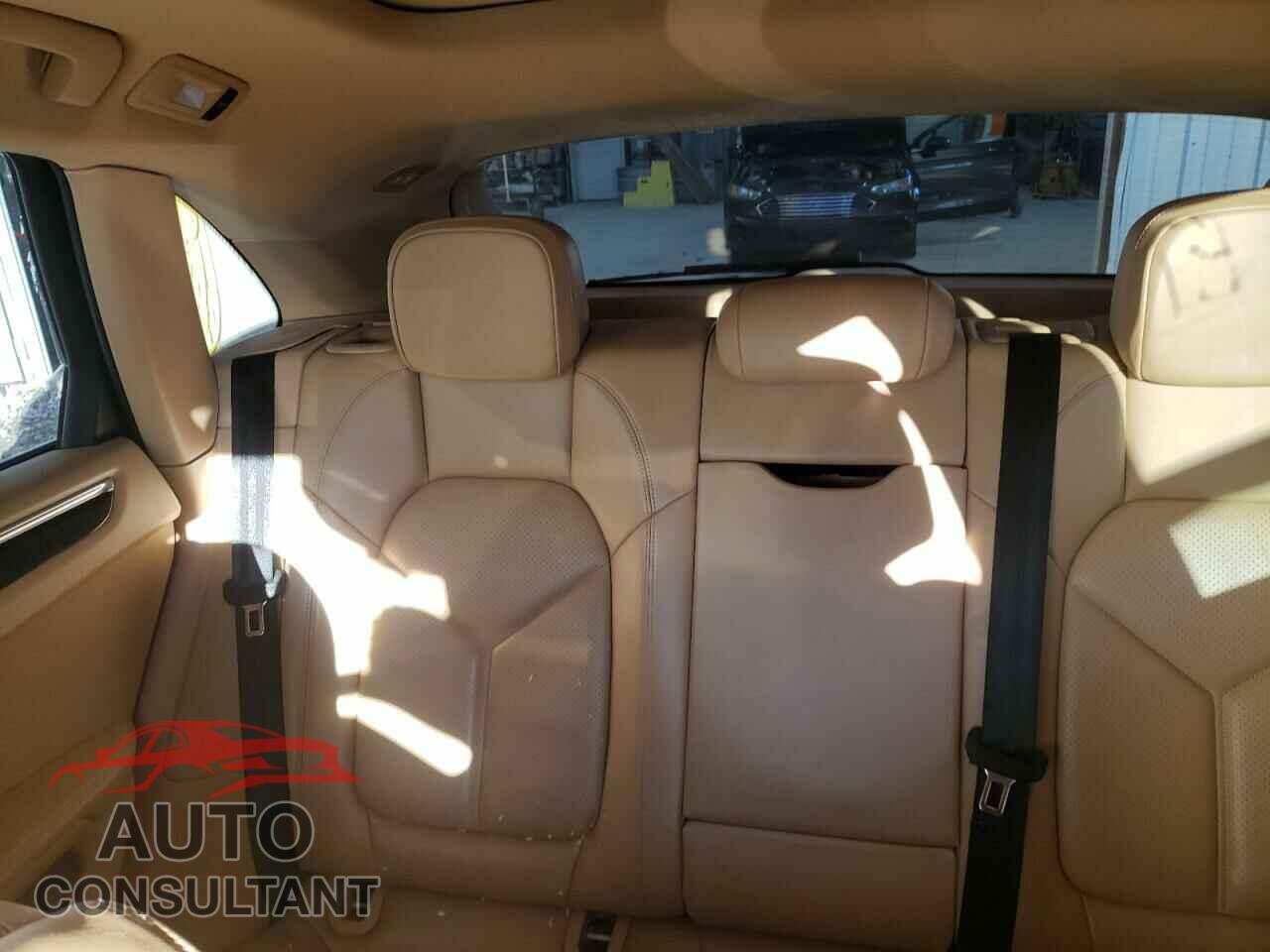 PORSCHE MACAN 2016 - WP1AB2A51GLB49724