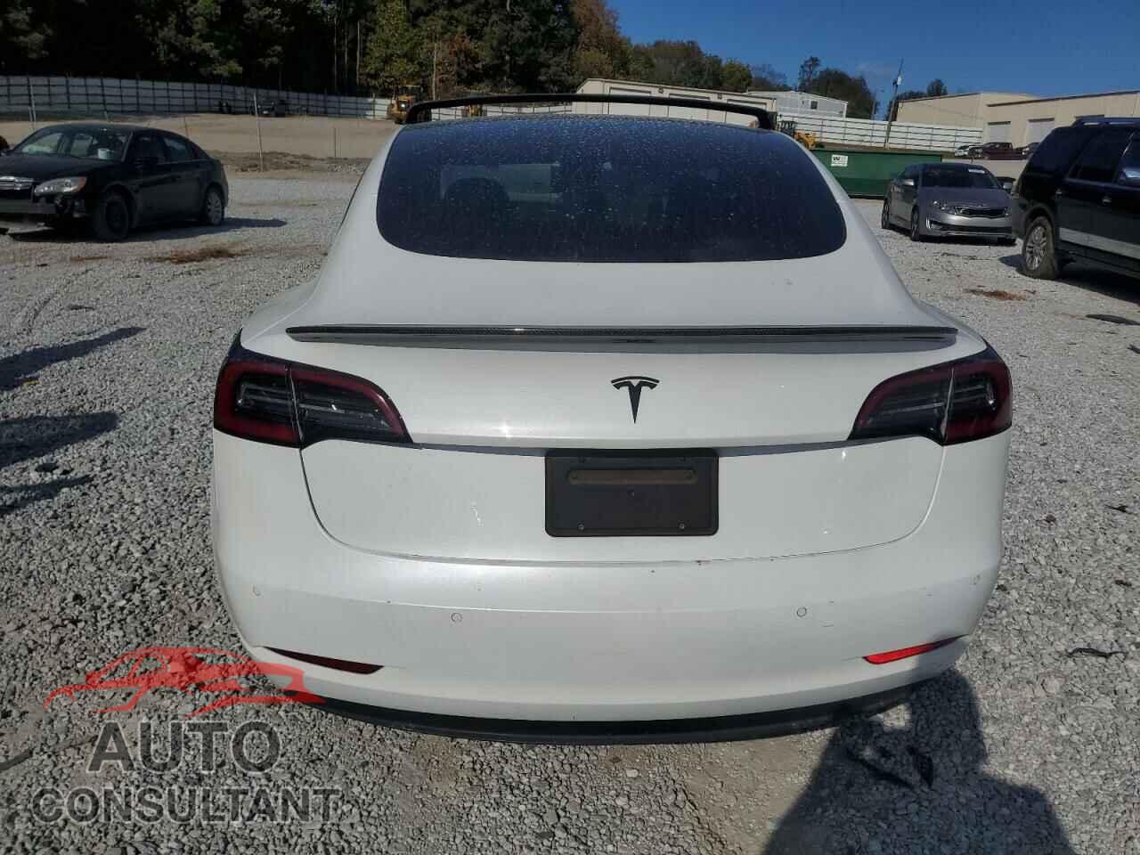TESLA MODEL 3 2019 - 5YJ3E1EA9KF464348