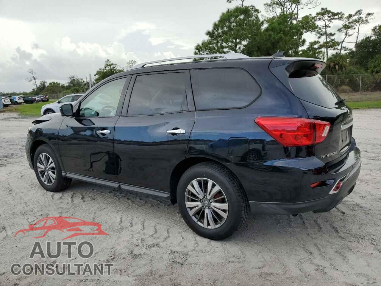 NISSAN PATHFINDER 2019 - 5N1DR2MM6KC619084