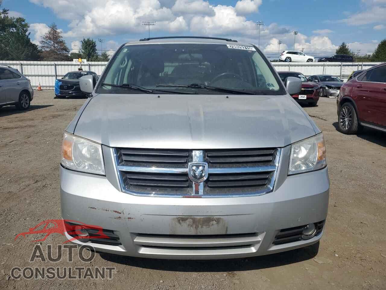DODGE CARAVAN 2010 - 2D4RN5D12AR203023