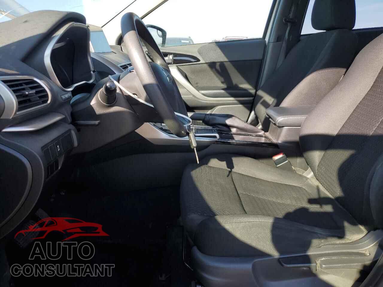 MITSUBISHI ECLIPSE 2018 - JA4AT4AA2JZ062811