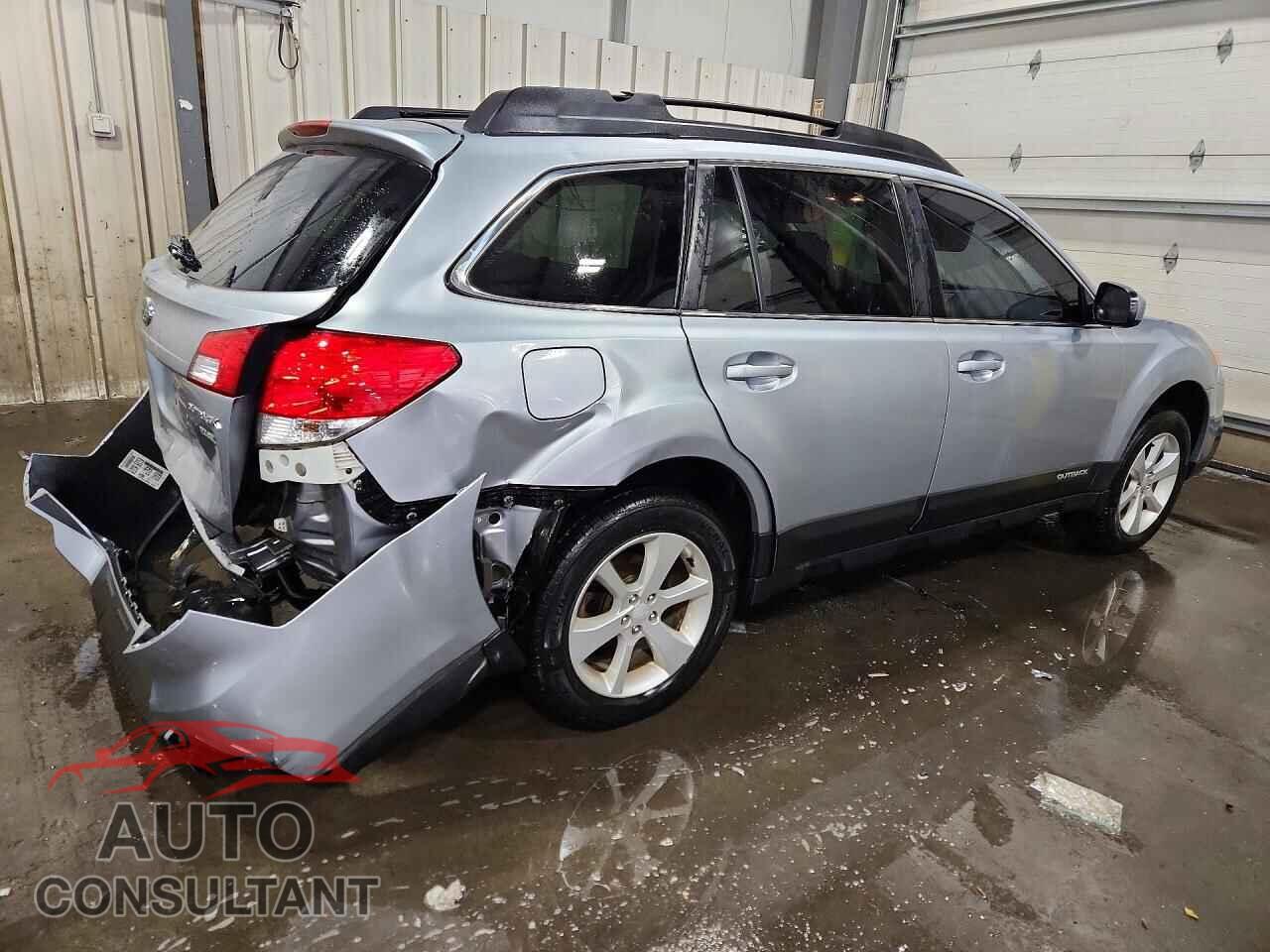 SUBARU OUTBACK 2013 - 4S4BRBCC7D3207632