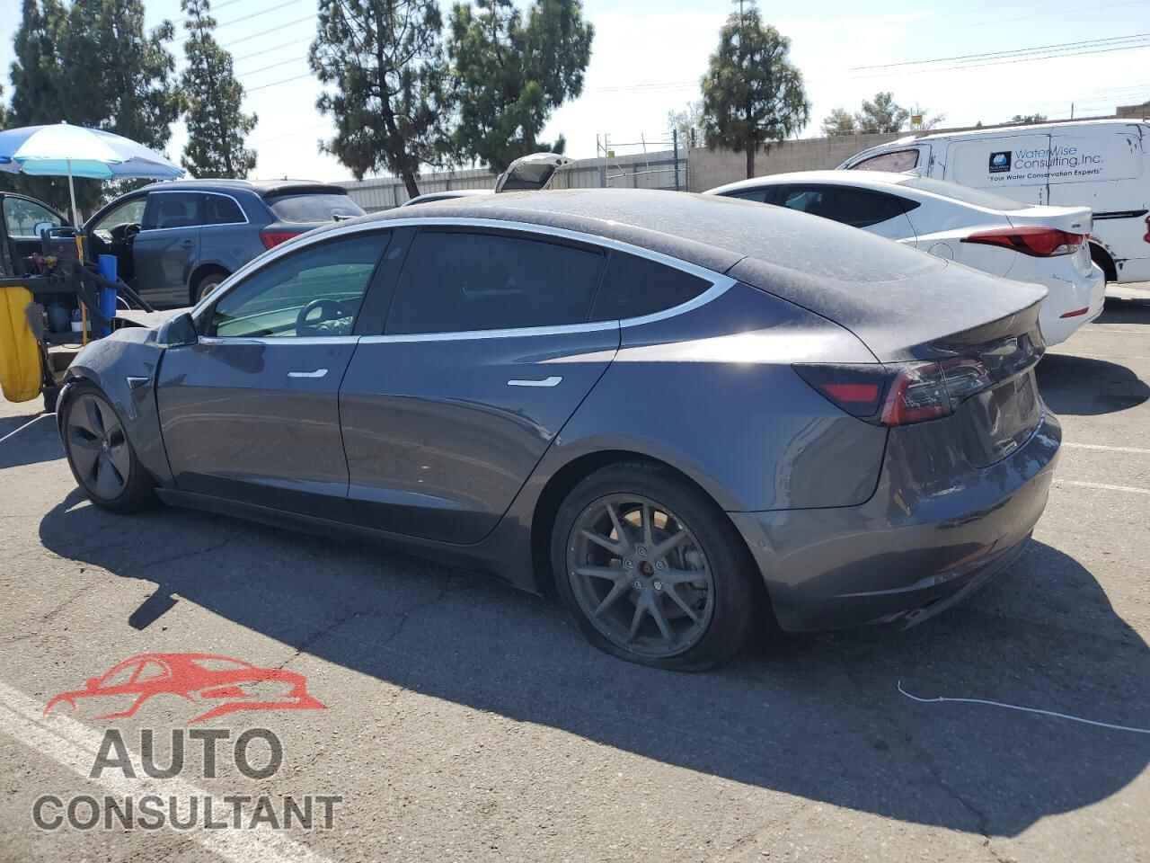 TESLA MODEL 3 2018 - 5YJ3E1EA9JF045205