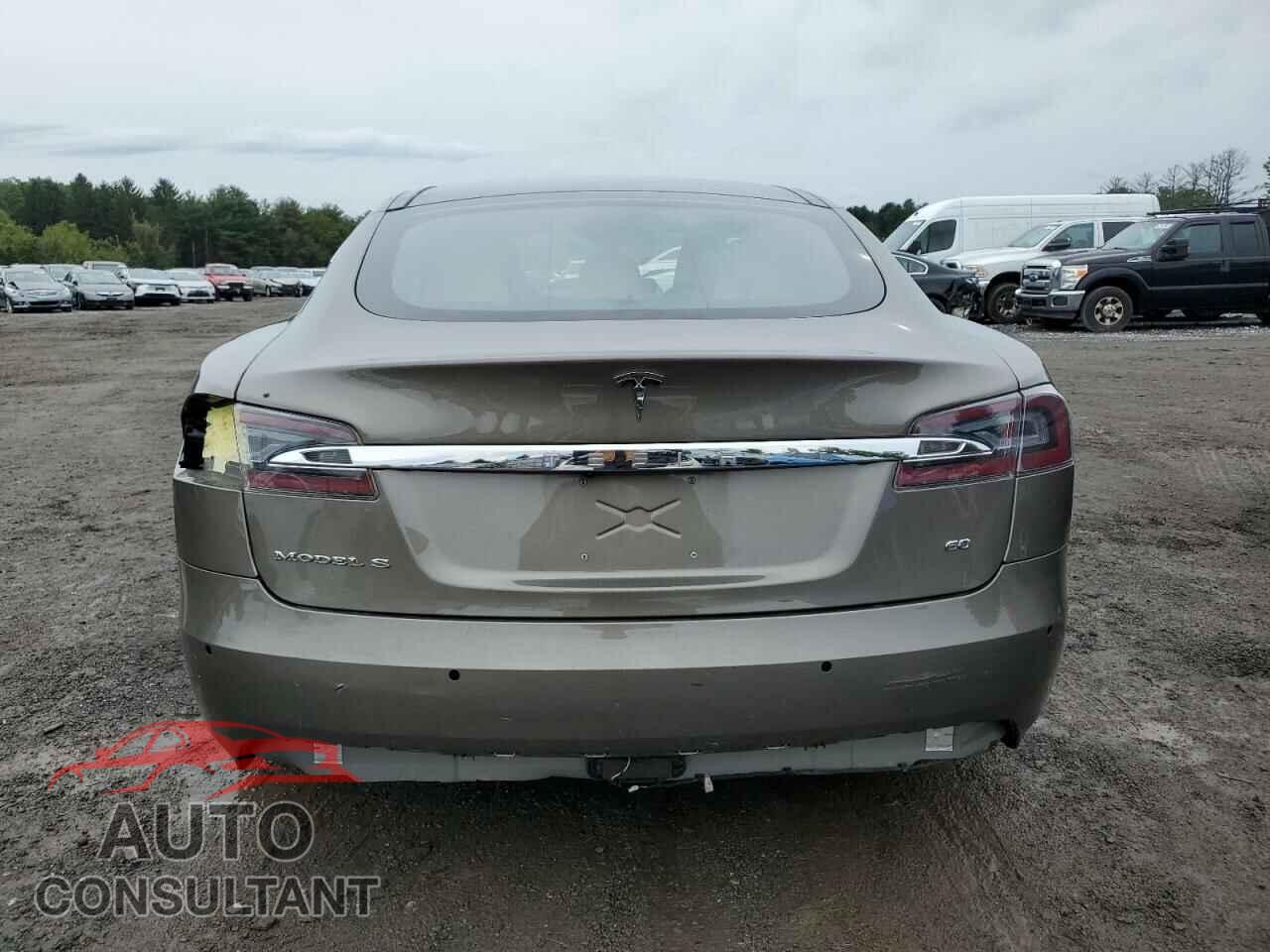 TESLA MODEL S 2016 - 5YJSA1E16GF153975
