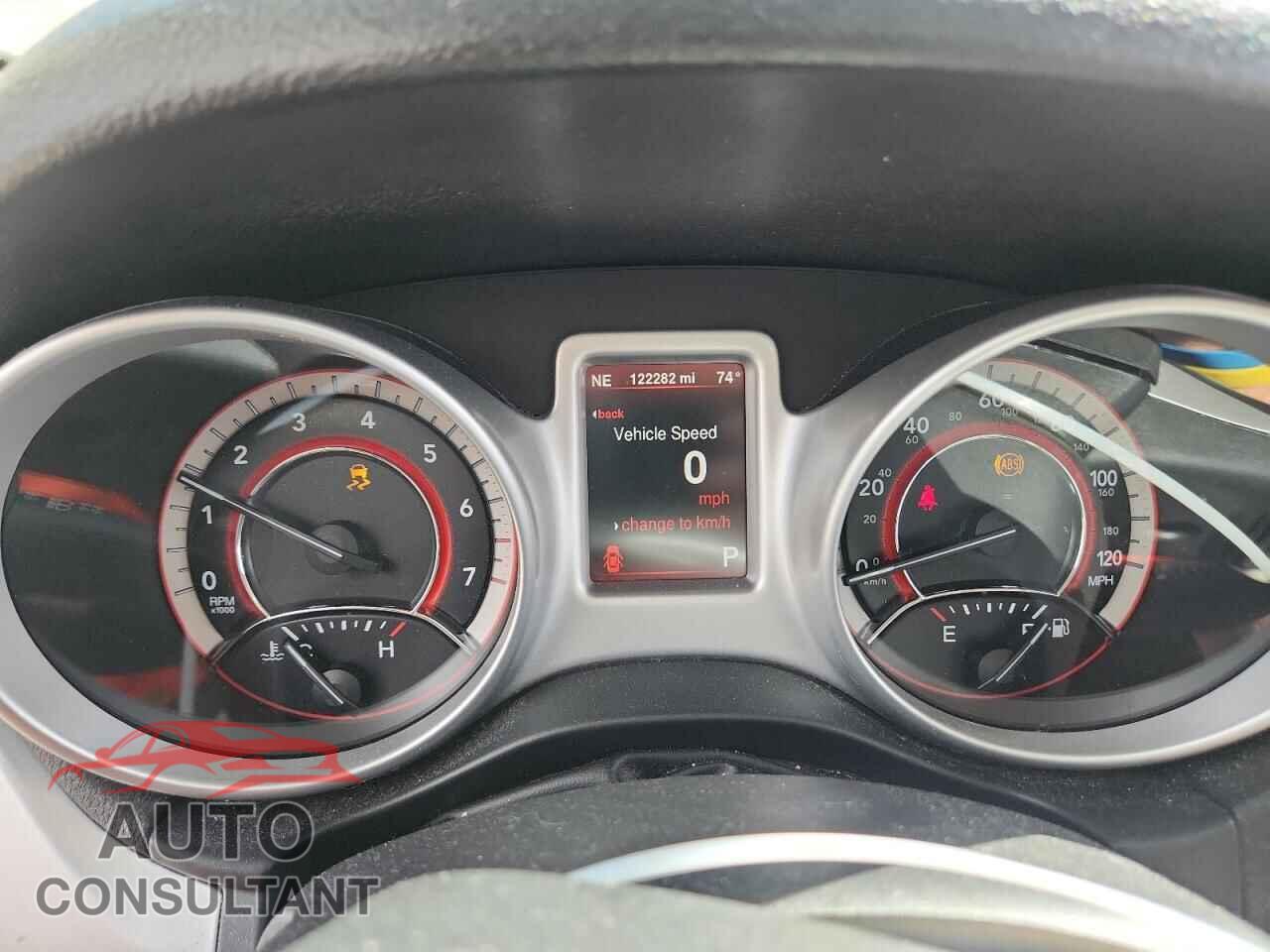 DODGE JOURNEY 2015 - 3C4PDCBG5FT557027