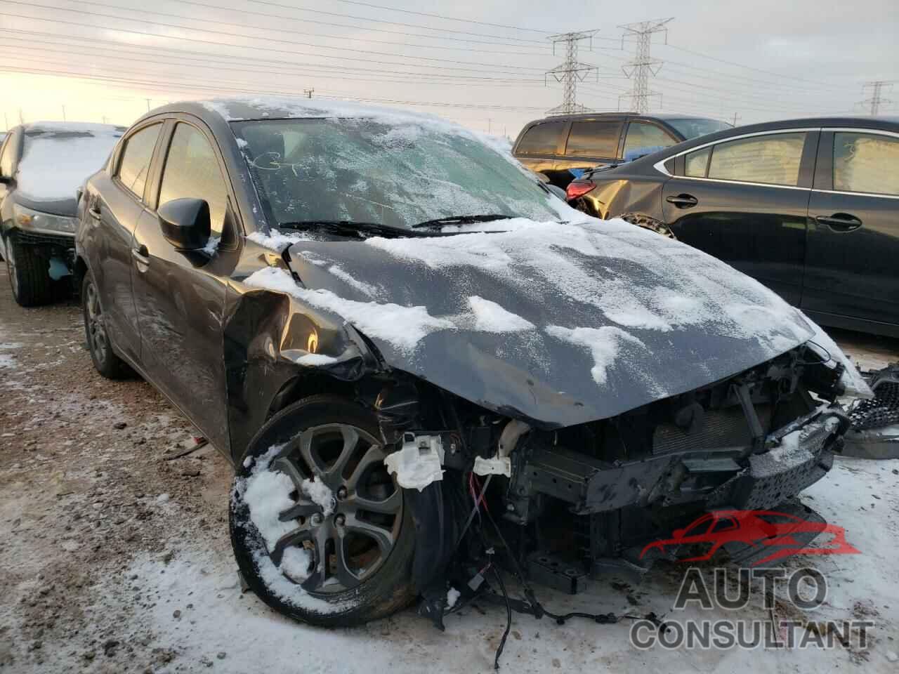 TOYOTA YARIS 2019 - 3MYDLBYV5KY505174
