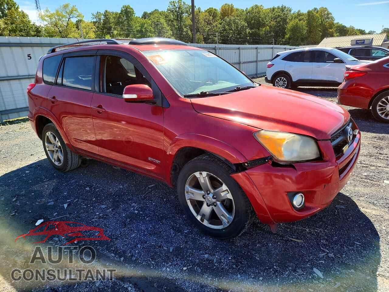 TOYOTA RAV4 2011 - JTMRF4DV8B5048760