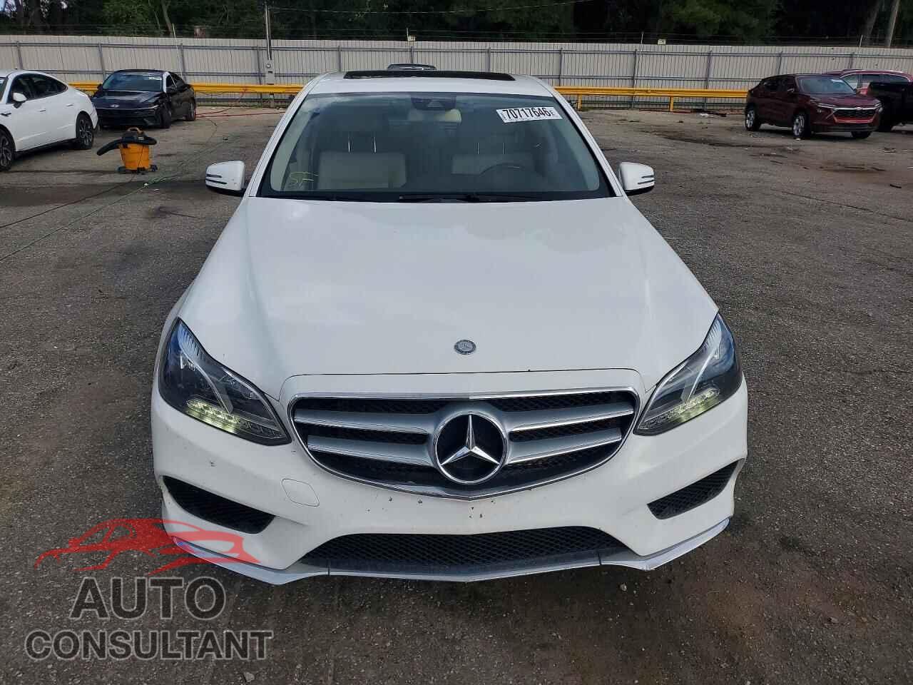 MERCEDES-BENZ E-CLASS 2014 - WDDHF5KB9EA852190