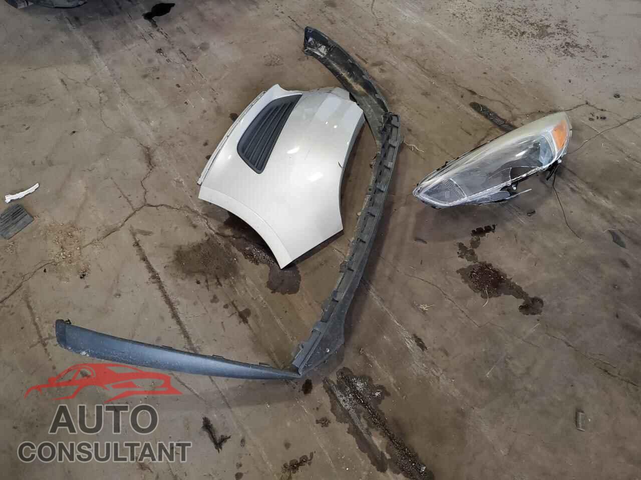 FORD FOCUS 2017 - 1FADP3E27HL335586