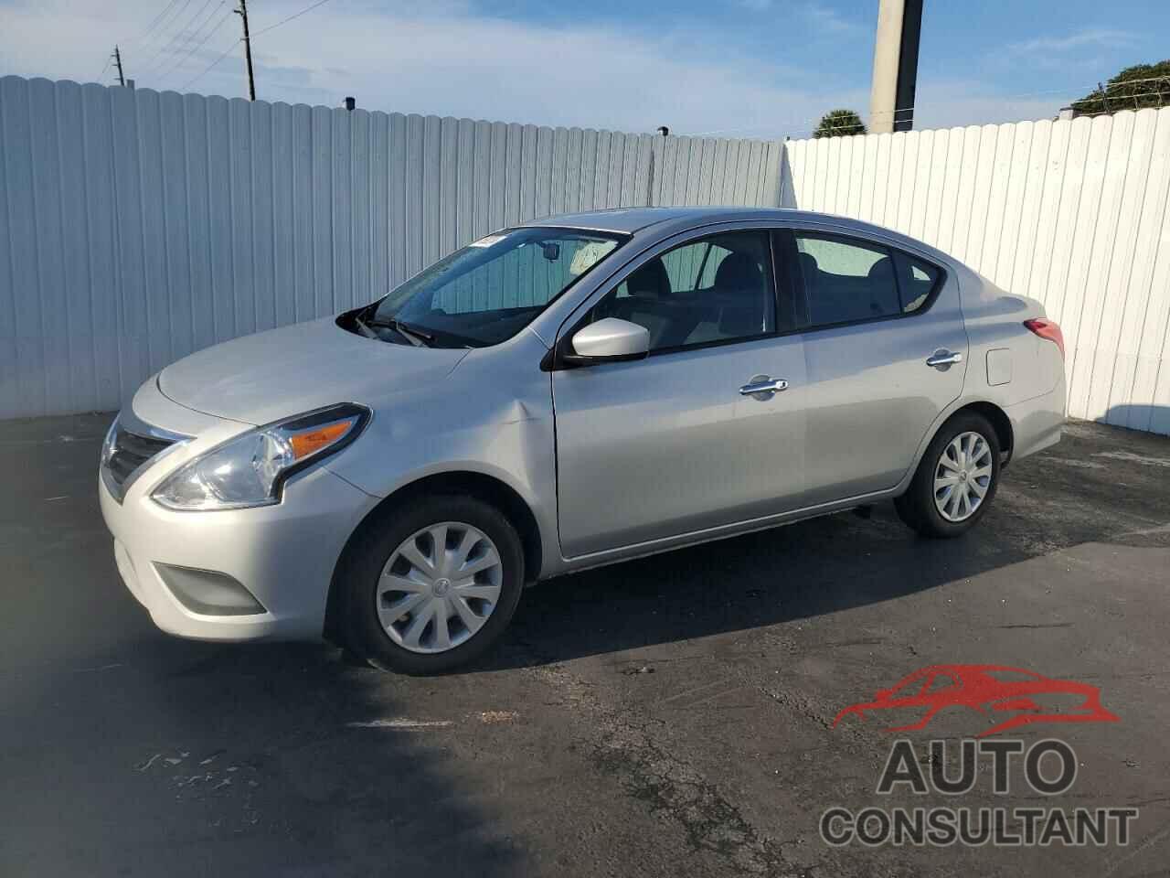 NISSAN VERSA 2017 - 3N1CN7AP2HL860079