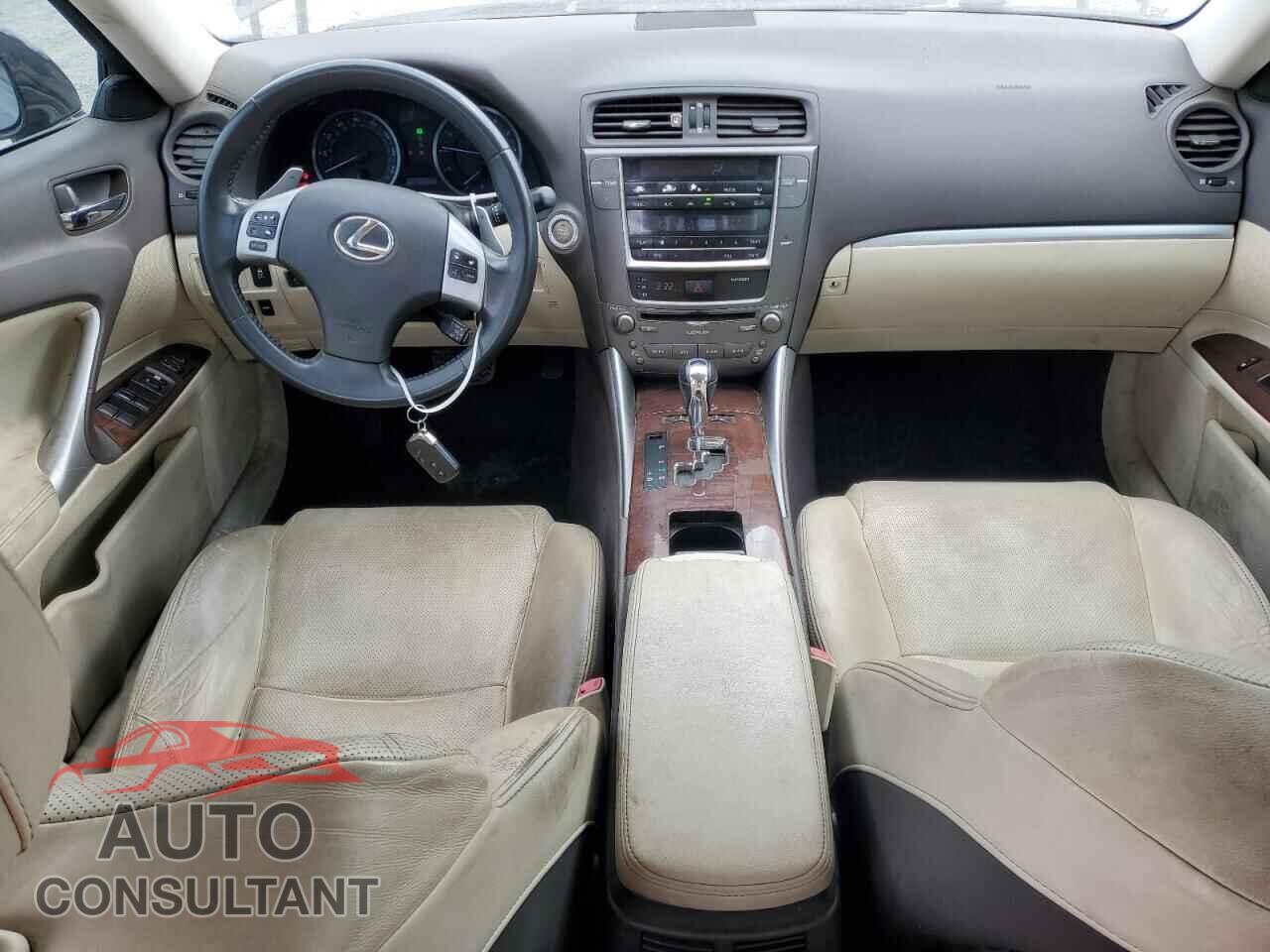 LEXUS IS 2012 - JTHBF5C23C5183143