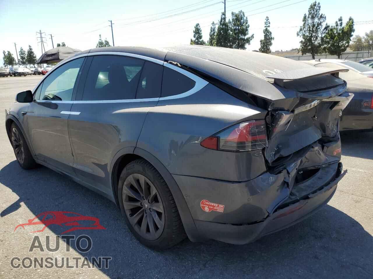 TESLA MODEL X 2017 - 5YJXCBE20HF054813