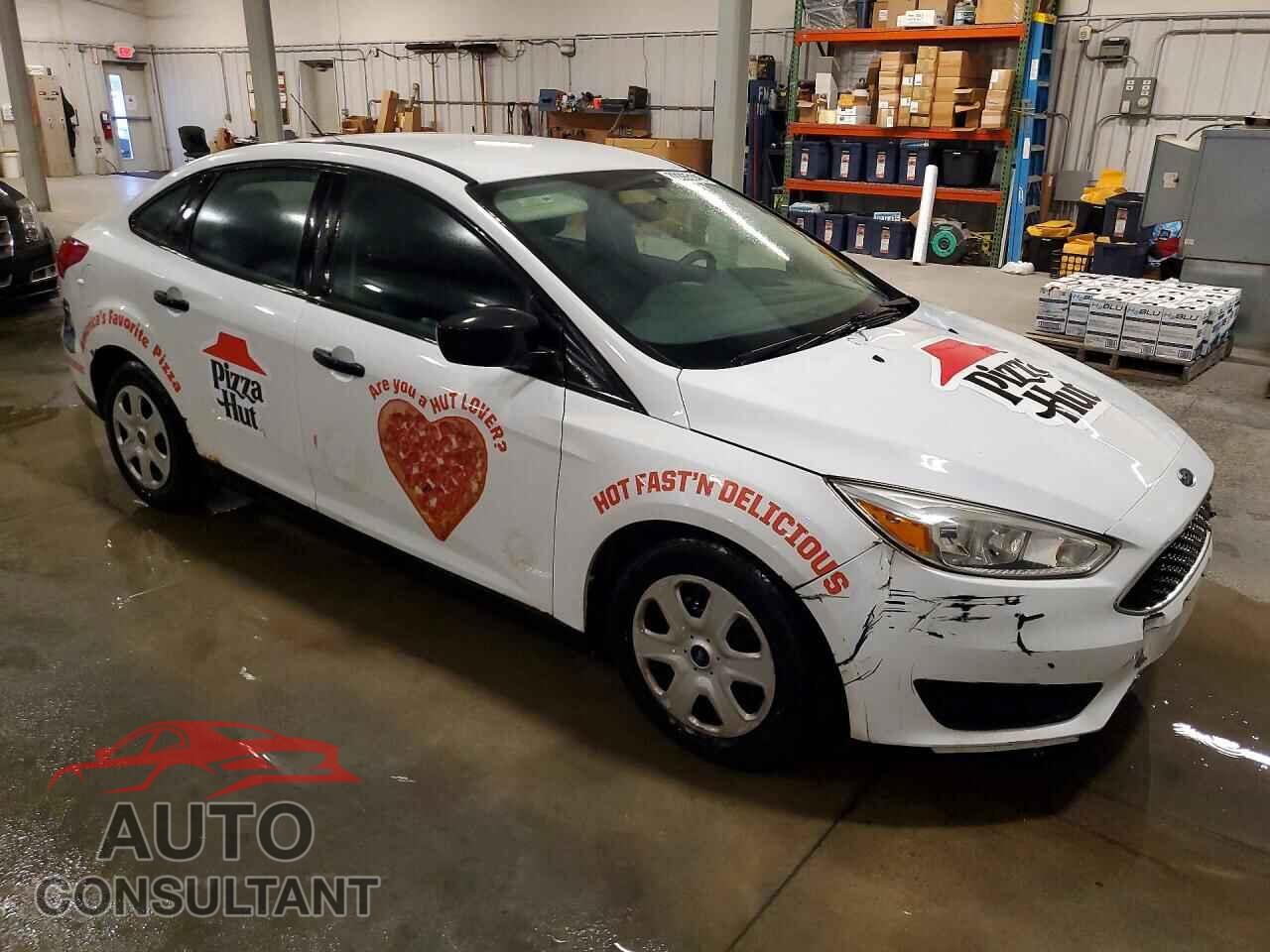 FORD FOCUS 2017 - 1FADP3E20HL332917