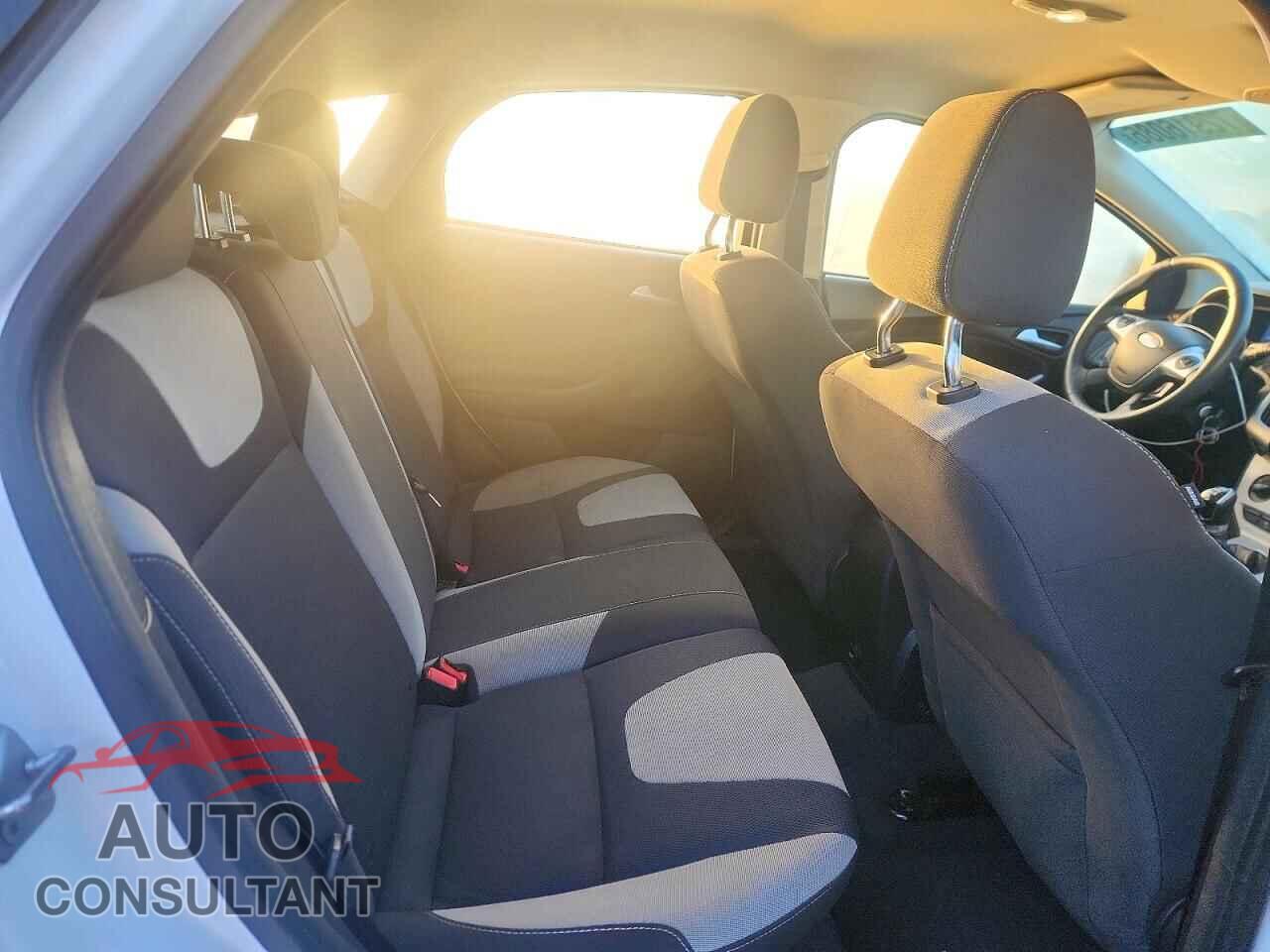 FORD FOCUS 2012 - 1FAHP3K28CL134438