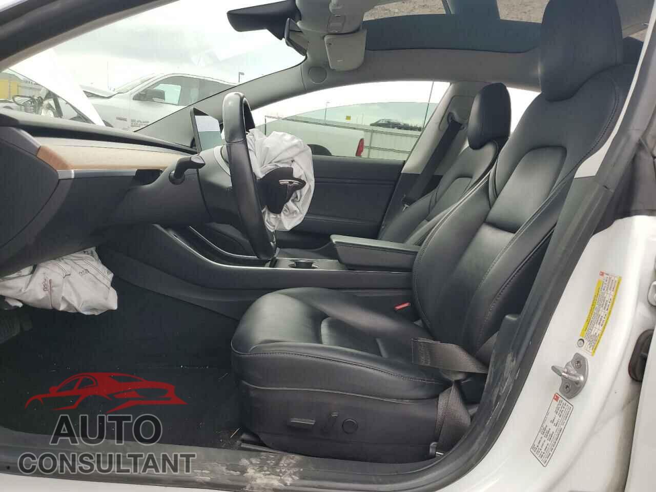 TESLA MODEL 3 2018 - 5YJ3E1EA8JF014883