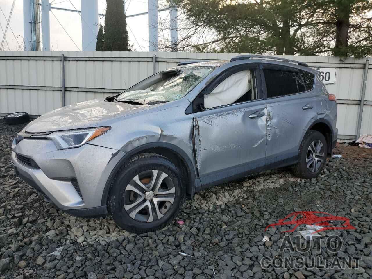 TOYOTA RAV4 2018 - JTMBFREV9JJ216134