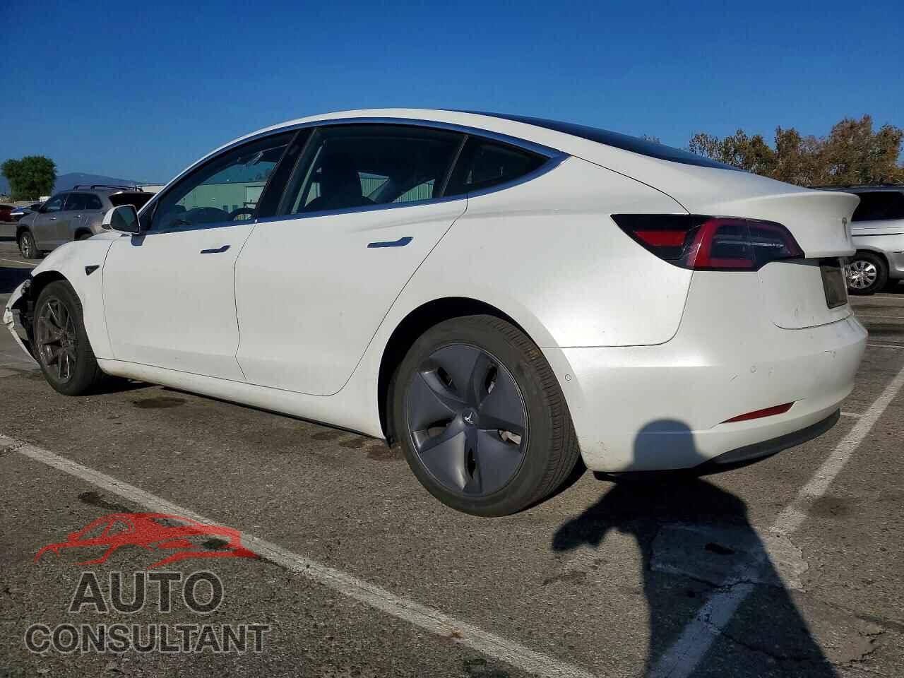 TESLA MODEL 3 2020 - 5YJ3E1EA2LF613216