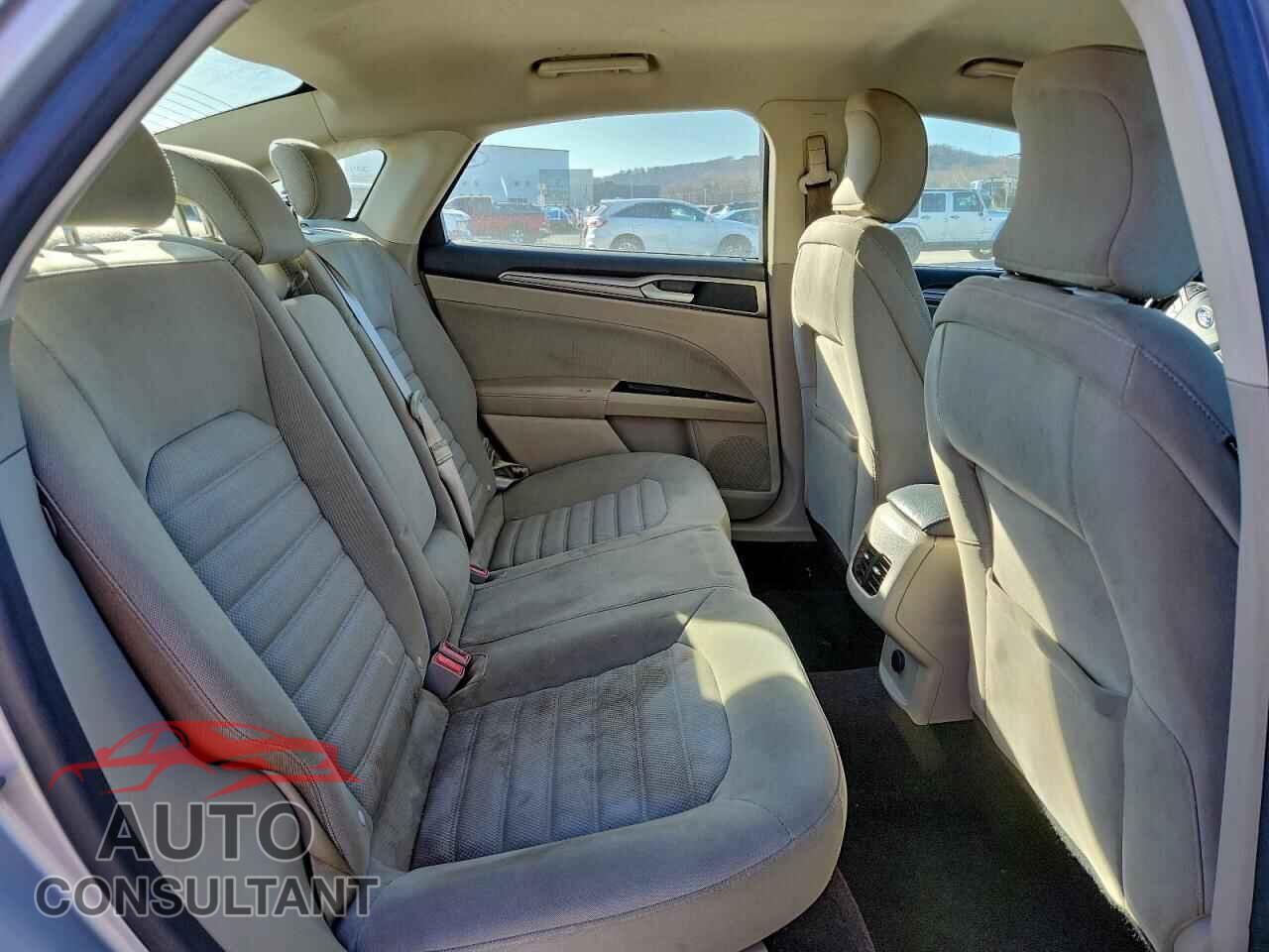 FORD FUSION 2017 - 3FA6P0HD7HR123728