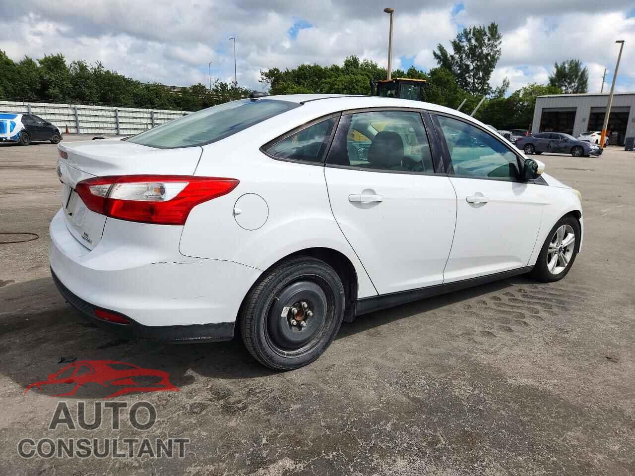 FORD FOCUS 2013 - 1FADP3F2XDL159349