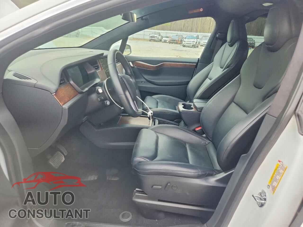 TESLA MODEL X 2020 - 5YJXCDE23LF299528