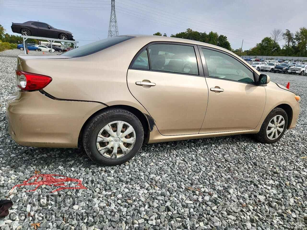 TOYOTA COROLLA 2011 - JTDBU4EEXB9133971