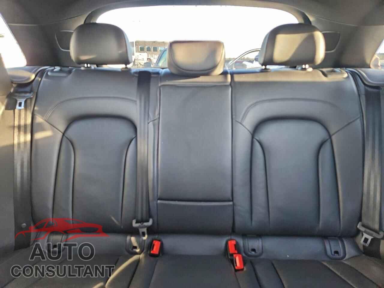 AUDI Q3 2016 - WA1GFCFS0GR005299