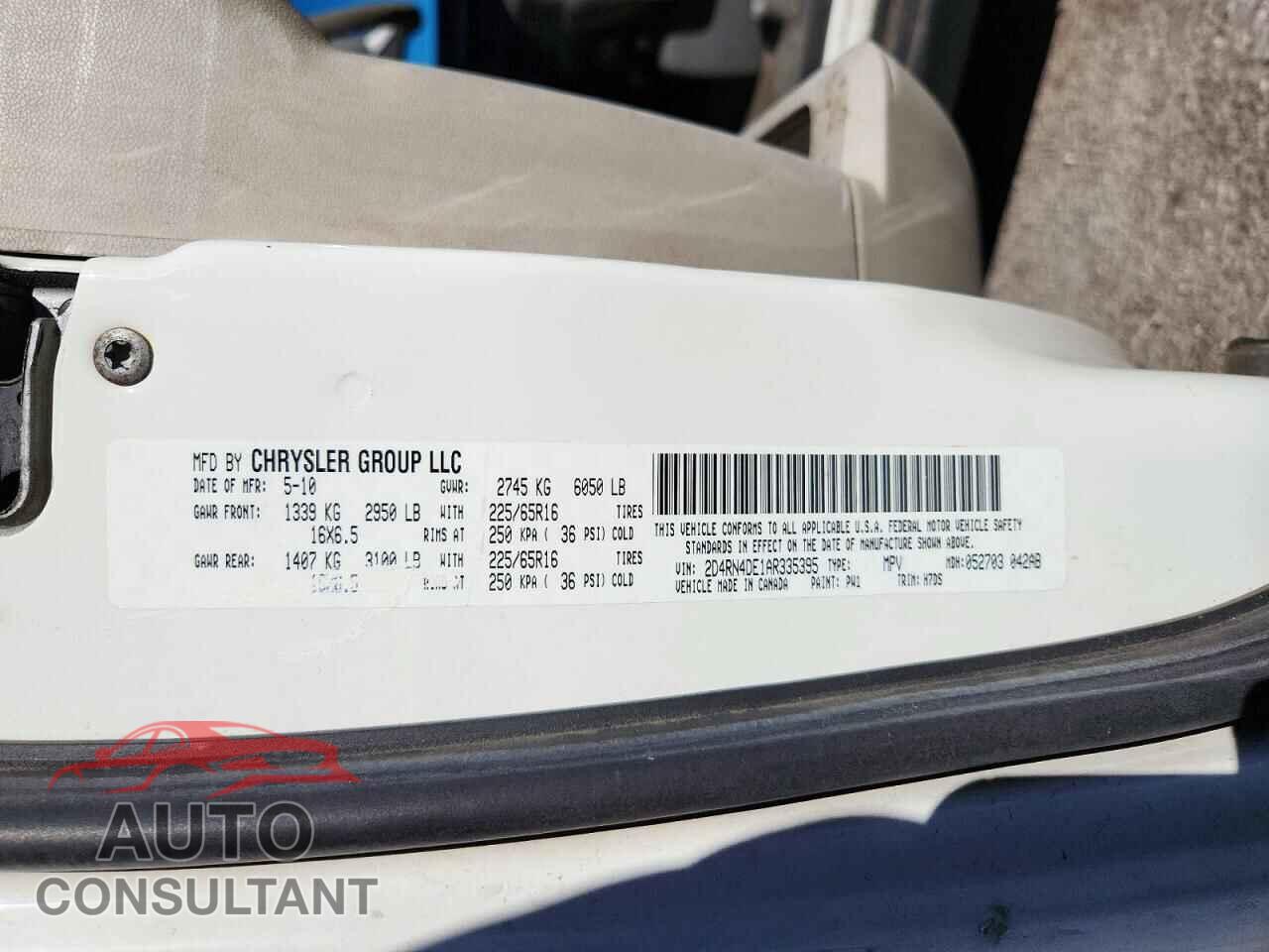 DODGE CARAVAN 2010 - 2D4RN4DE1AR335395